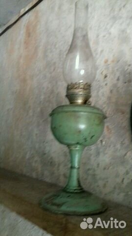 Керосиновая лампа старинная