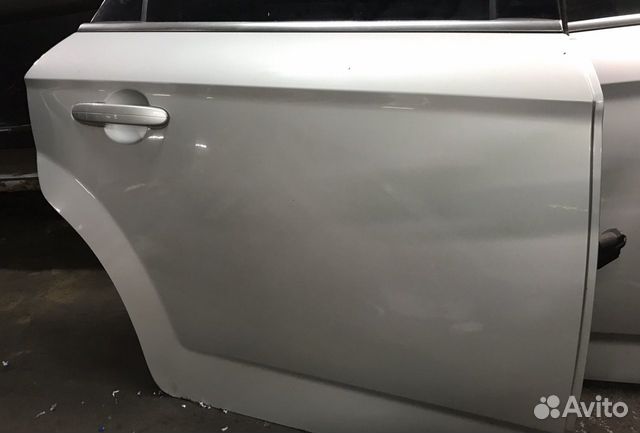 Дверь правая зад седан Форд Мондео 4 серебро Дверь правая зад седан Форд Мондео 4 серебро