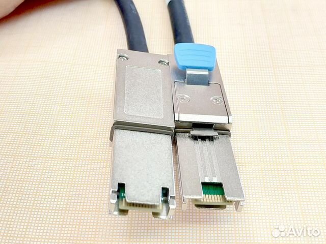 Кабель SAS SFF ext 1м / Jess-Link P1600TE01000-B Кабель SAS SFF ext 1м / Jess-Link P1600TE01000-B