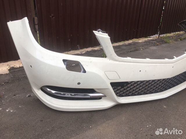 W204 бампер передний в сборе mercedes рестайл