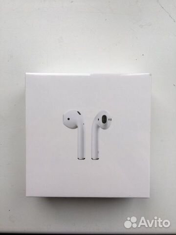 Беспроводные наушники AirPods Беспроводные наушники AirPods