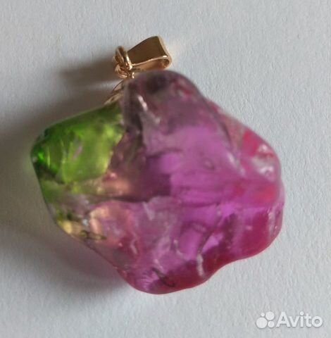 Кулон с кристаллом «Арбузный турмалин» Кулон с кристаллом «Арбузный турмалин»