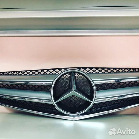 Мерседес W207 C207 2009-2013г Решетка радиатора Мерседес W207 C207 2009-2013г Решетка радиатора
