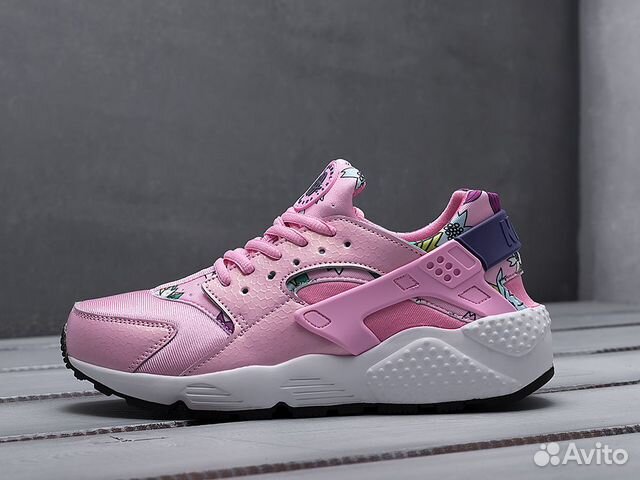 Кроссовки Nike Air Huarache розовые новые Кроссовки Nike Air Huarache розовые новые