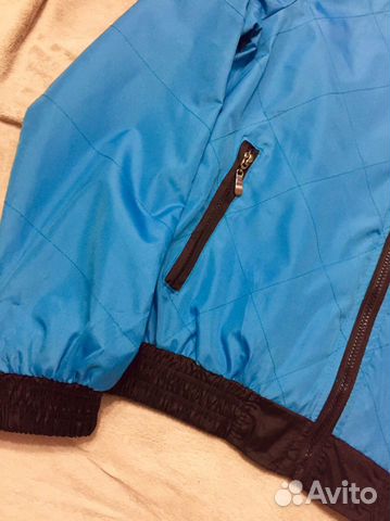 Спортивная куртка. Ветровка. Водоотталкивающая Спортивная куртка. Ветровка. Водоотталкивающая