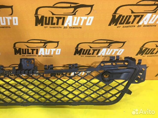 Решетка радиатора передняя Mercedes C-Classe W204 Решетка радиатора передняя Mercedes C-Classe W204