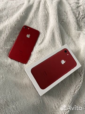 Телефон iPhone 7 Red 128GB