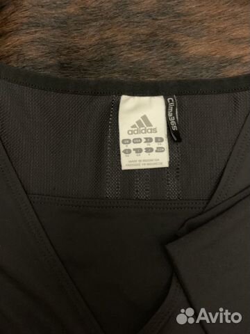 Спортивная удлиненная футболка Adidas Спортивная удлиненная футболка Adidas