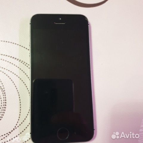 Телефон iPhone 5S 32gb Телефон iPhone 5S 32gb