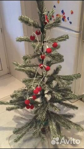 Крутящаяся Новогодняя Елка Крутящаяся Новогодняя Елка