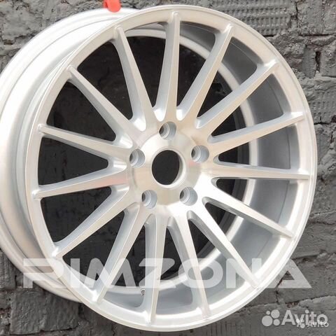 Новые стильные диски Vossen VFS2 R18 на Ниву, УАЗ Новые стильные диски Vossen VFS2 R18 на Ниву, УАЗ