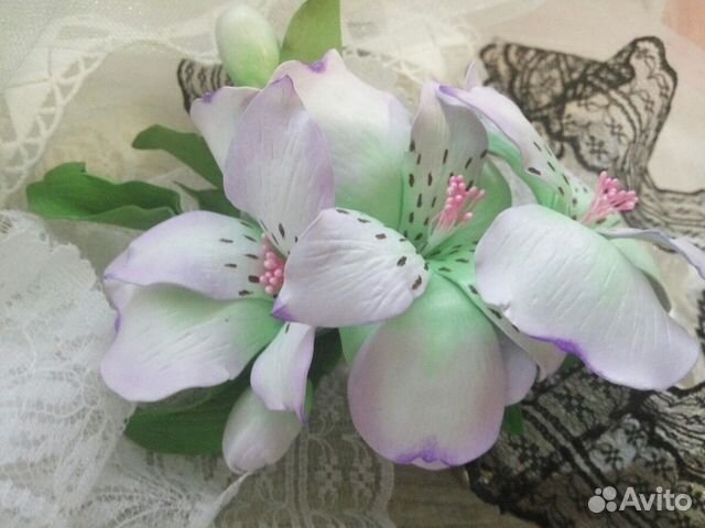 Заколки для волос