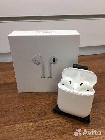 AirPods 2 with Wireless Charging Case Оригинал