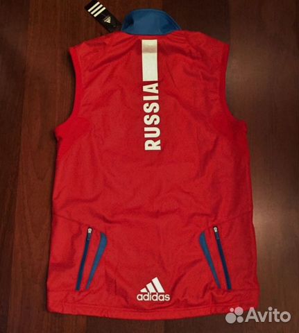 Спортивная жилетка безрукавка adidas Сборной Росси Спортивная жилетка безрукавка adidas Сборной Росси