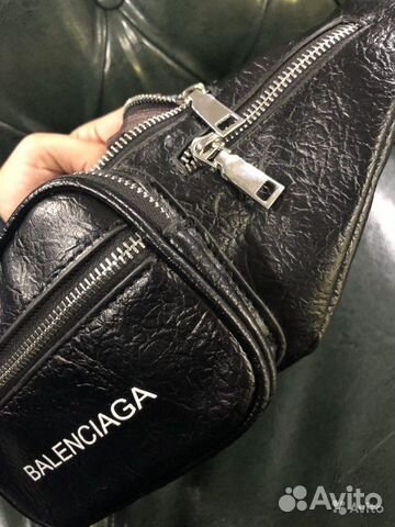 Сумки на пояс B Сумки на пояс B