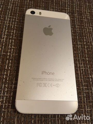 Телефон iPhone 5s 16 Gb