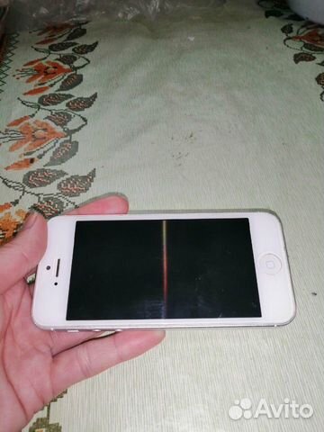 Телефон iPhone 5