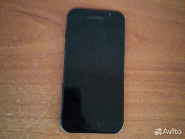 Телефон SAMSUNG