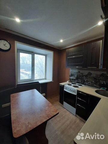 1-к квартира, 42 м², 2/5 эт.
