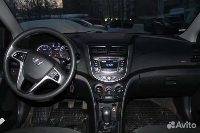 Аренда прокат автомобиля Hyundai Solaris Аренда прокат автомобиля Hyundai Solaris