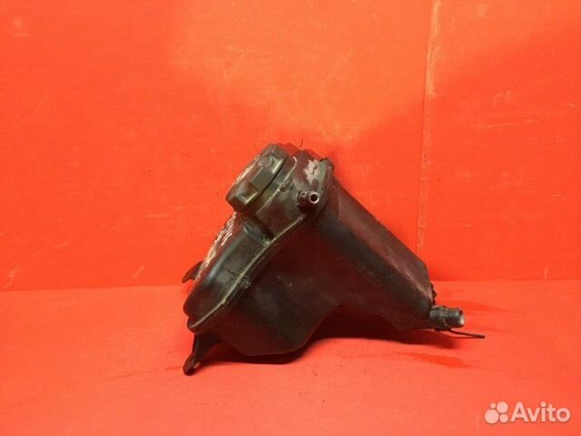 Бачок расширительный Bmw 3 Series E90 N46B20B Бачок расширительный Bmw 3 Series E90 N46B20B