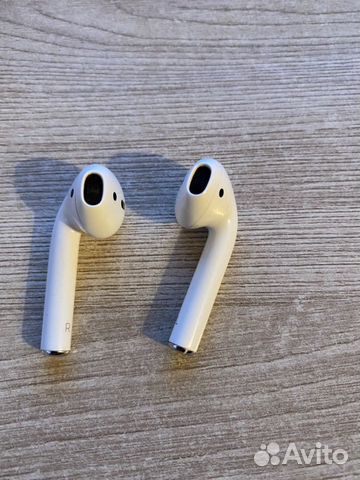 AirPods 1 серии AirPods 1 серии