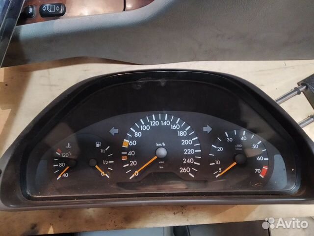 Щиток приборов mercedes w210 e430 Щиток приборов mercedes w210 e430