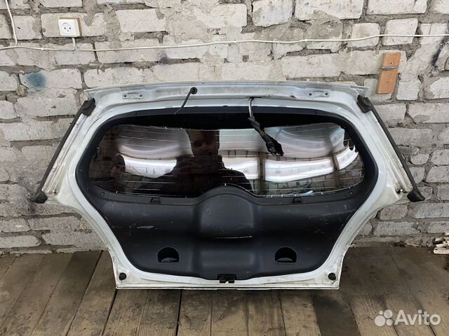 Крышка багажника Renault Megane 2 хэтчбек в сборе Крышка багажника Renault Megane 2 хэтчбек в сборе