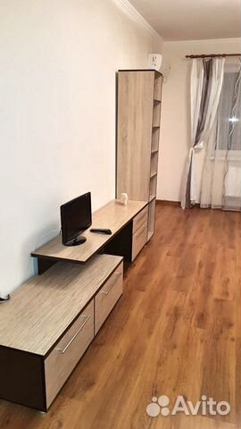 1-к квартира, 42 м², 3/9 эт. 1-к квартира, 42 м², 3/9 эт.