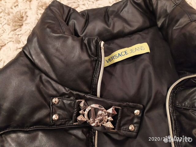 Женский пуховик Versace jeans оригинал Женский пуховик Versace jeans оригинал