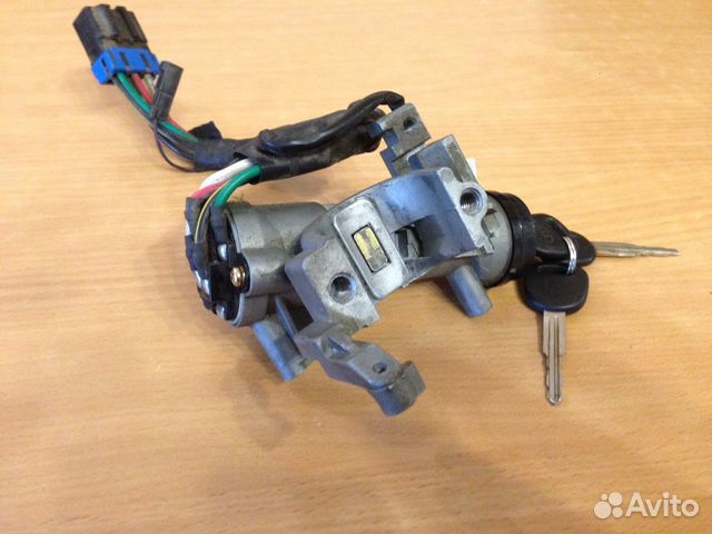 Замок зажигания киа Спортейдж 1
