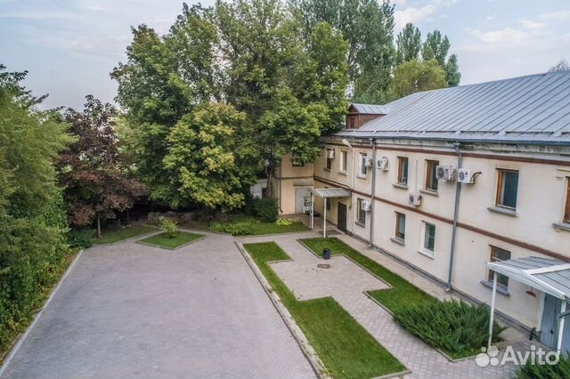 Помещение в аренду, 550 м²