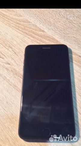 Телефон iPhone 7+ памяти 256,в отличном состоянии