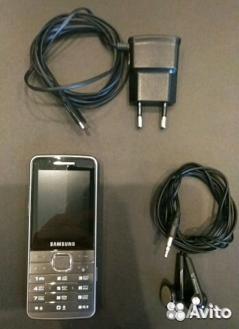SAMSUNG GT-S5610 SAMSUNG GT-S5610