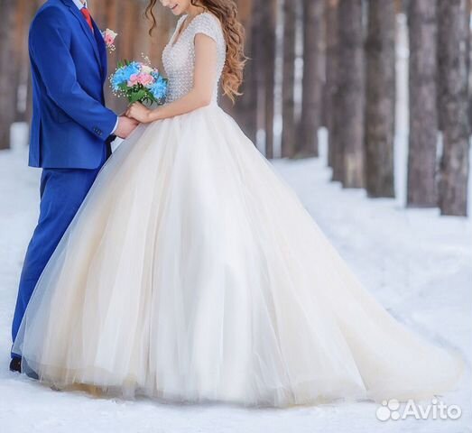 Вечернее платье