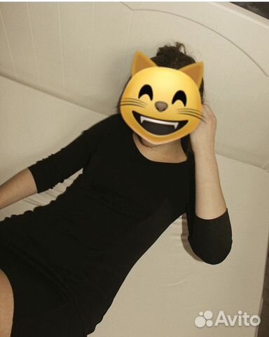 Платье черное с рукавами 3/4