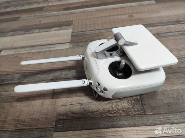 Пульт DJI Phantom 4 Pro Plus