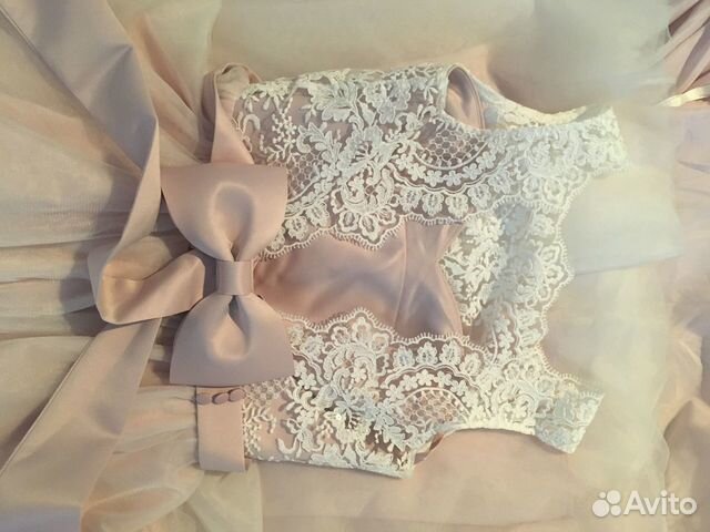 Новые свадебные платья. Цветные варианты Новые свадебные платья. Цветные варианты