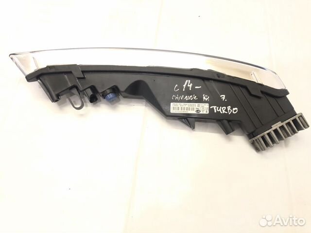 Ходовой огонь правый Porsche Cayenne 958