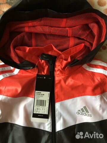 Ветровка adidas размер 128 Ветровка adidas размер 128