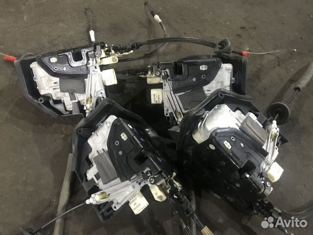 Замок двери под доводчик 4h1837015 Audi A8 4H 2018