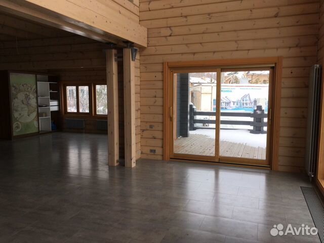 Коттедж 330 м² на участке 17 сот.