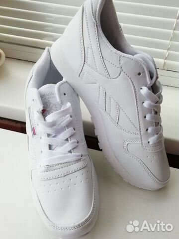 Новые кроссовки Reebok Новые кроссовки Reebok