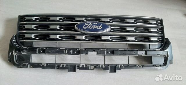 Решётка радиатора Ford Explorer 5