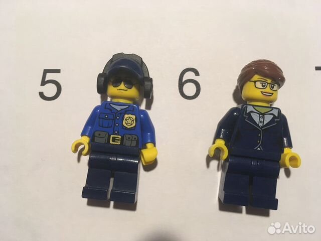 Lego минифигурки (человечки) №7 Lego минифигурки (человечки) №7