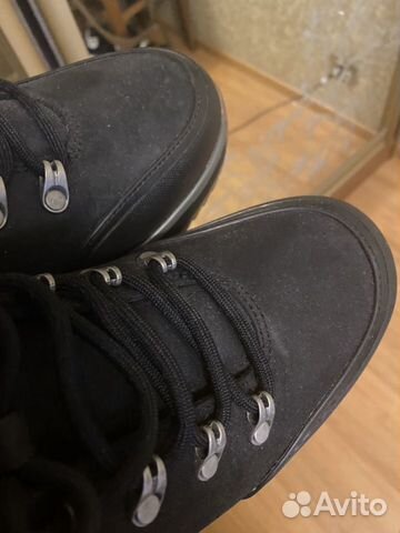 Ботинки UGG новые (42 eur) Ботинки UGG новые (42 eur)