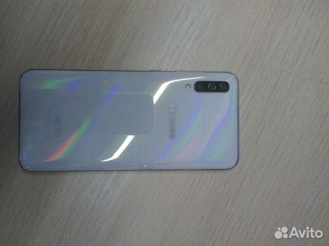 Samsung galaxy A70 128 Гб Samsung galaxy A70 128 Гб