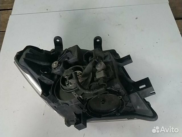 Фара оригинал Nissan Navara