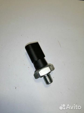 Датчик давления масла (VW, Skoda, Audi двиг 2л. )