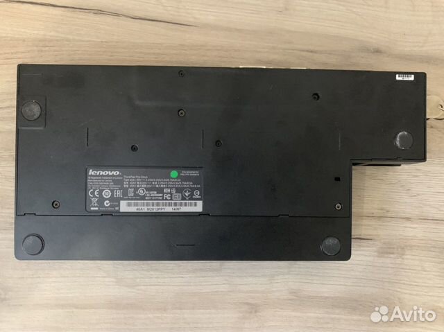 Док-станция Lenovo ThinkPad Pro Dock 40A10090EU Док-станция Lenovo ThinkPad Pro Dock 40A10090EU